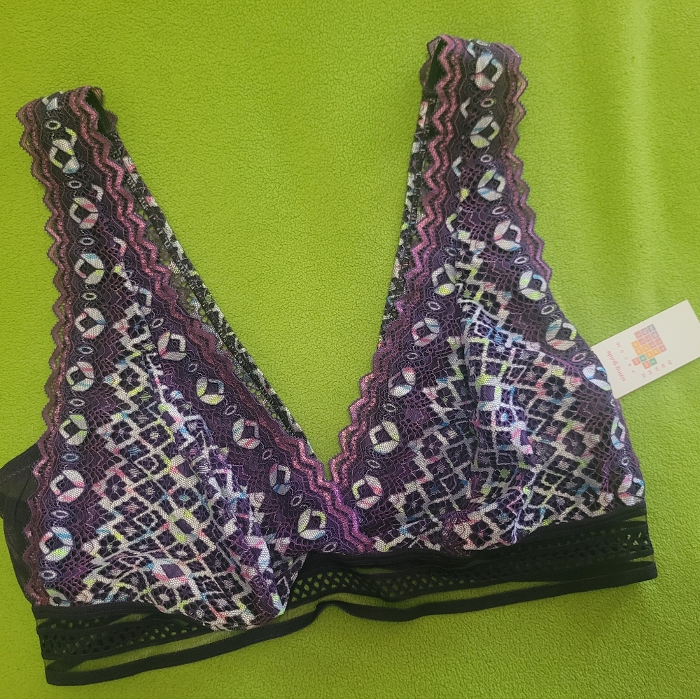 Xhilaration xl  plunge Bralette